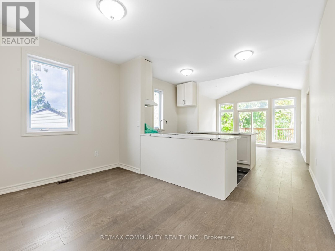 506 SIMCOE STREET, 