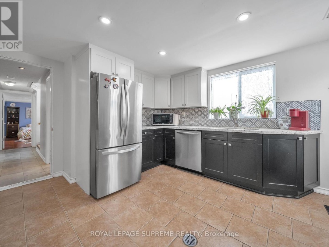 8740 12 Highway, Oro-Medonte