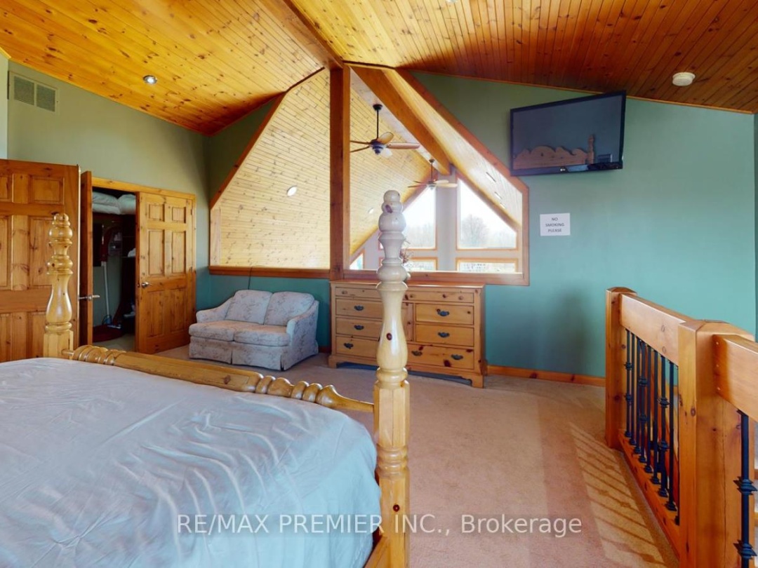 31 PARADISE BOULEVARD, 