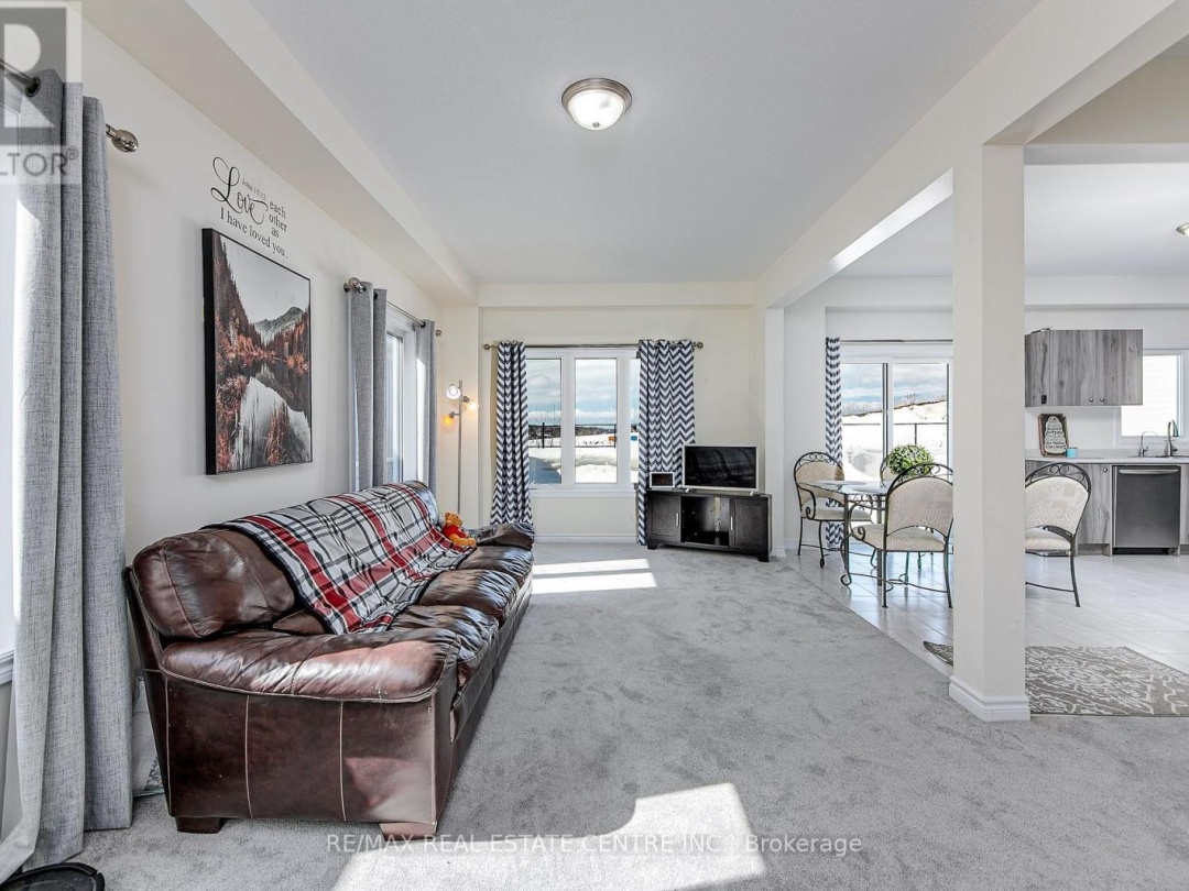 58 ATLANTIS DRIVE, Orillia