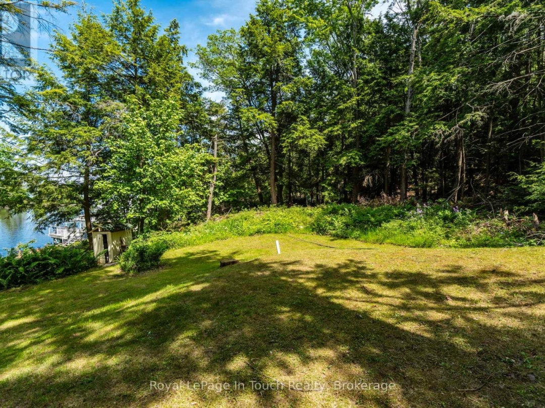 4 IS 270 GEORGIAN BAY ISLAND, 
