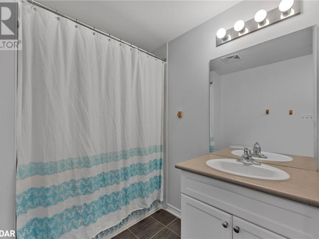 720 YONGE Street Unit# 205, 