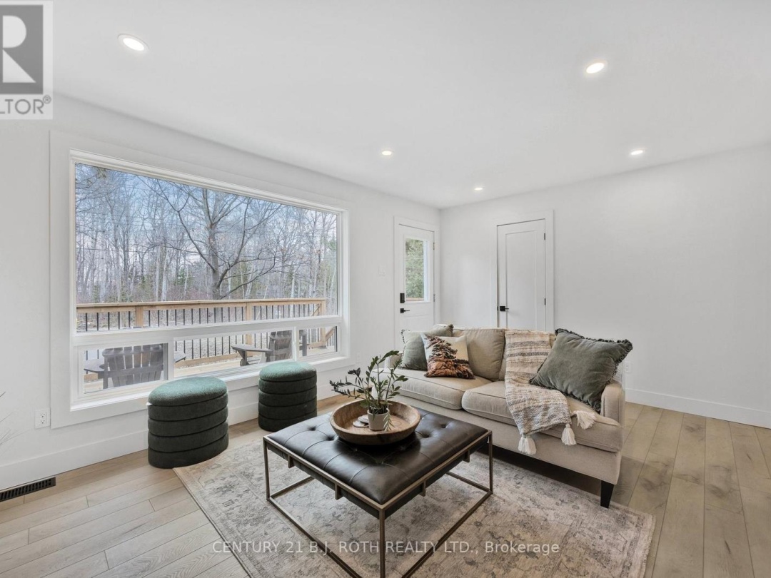 185 SILVER BIRCH CRESCENT, 