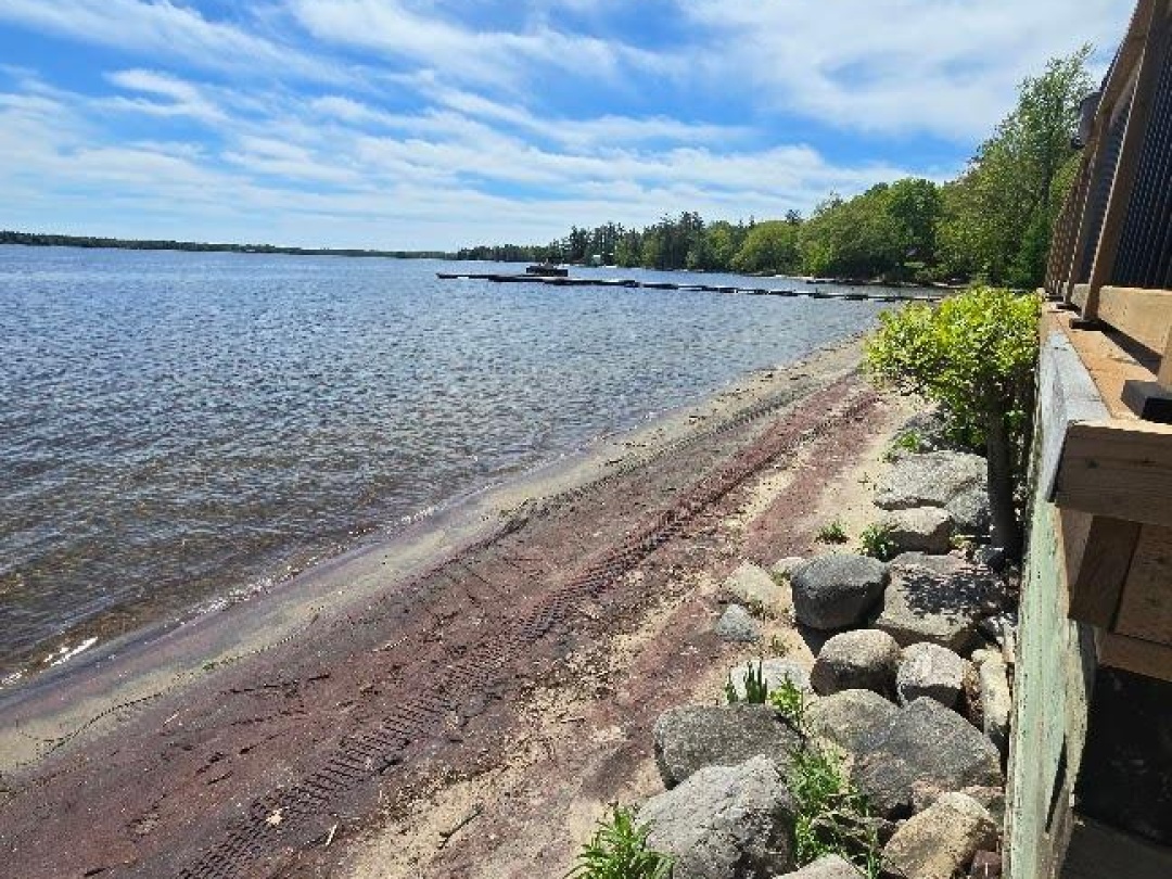 Beach Chalet #3 1230 Grandview Lodge Road, Sparrow Lake