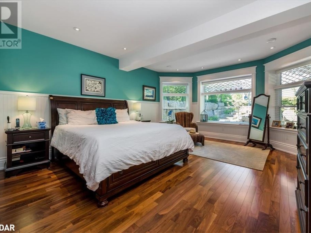 153 Creighton Street S, Lake Simcoe