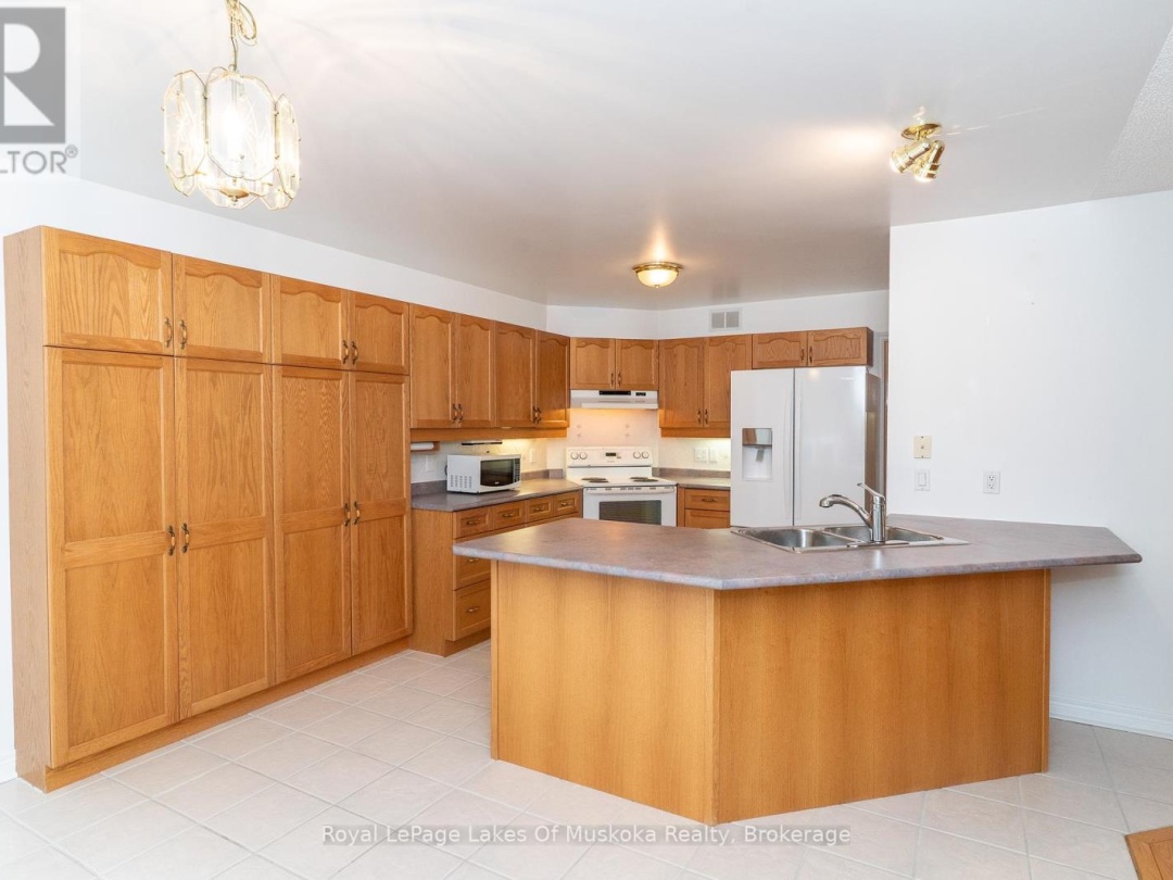 25 STONEHEDGE CLOSE, 