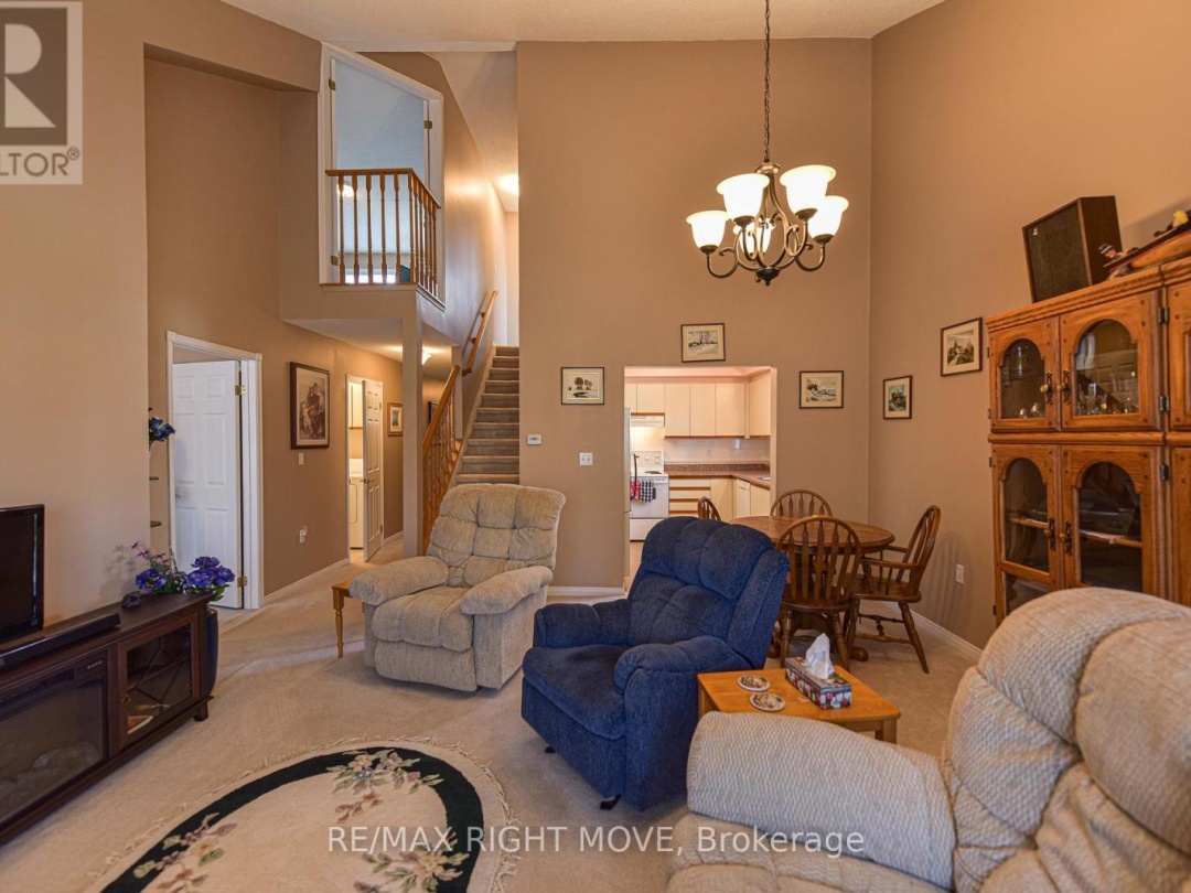 408 40 Museum Drive, Orillia