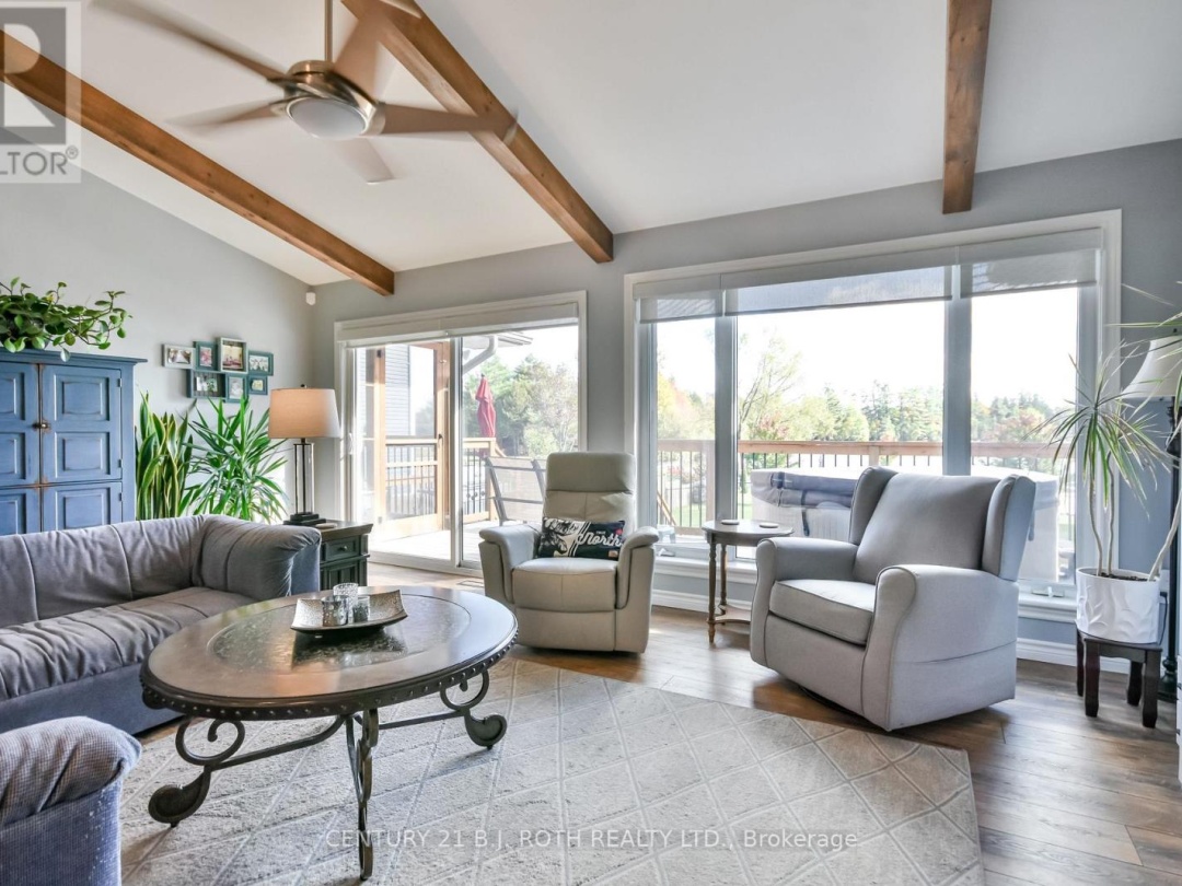 3371 LAKE ST. GEORGE BOULEVARD, 