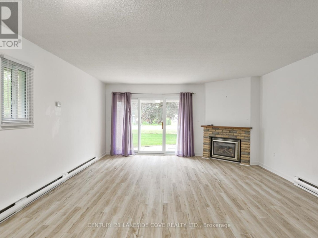 UNIT 5 - 4 PARADISE BOULEVARD, 