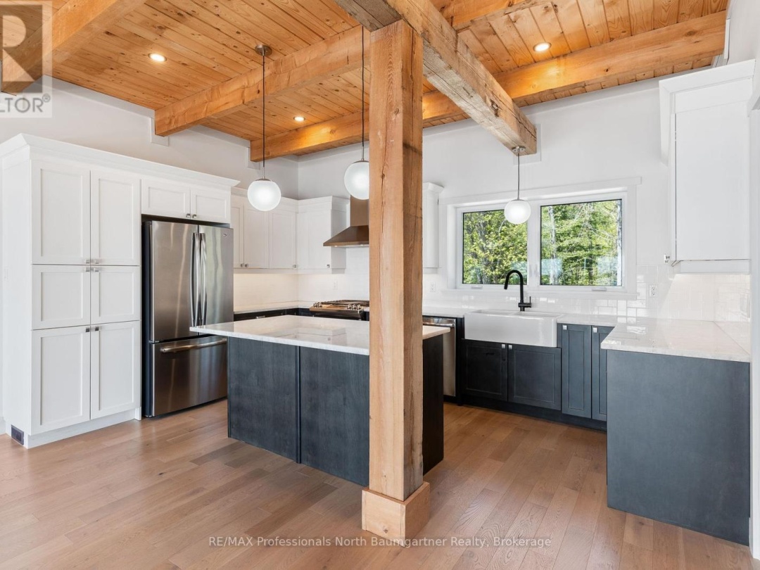 2987 Boice Bradley Road, Redstone Lake