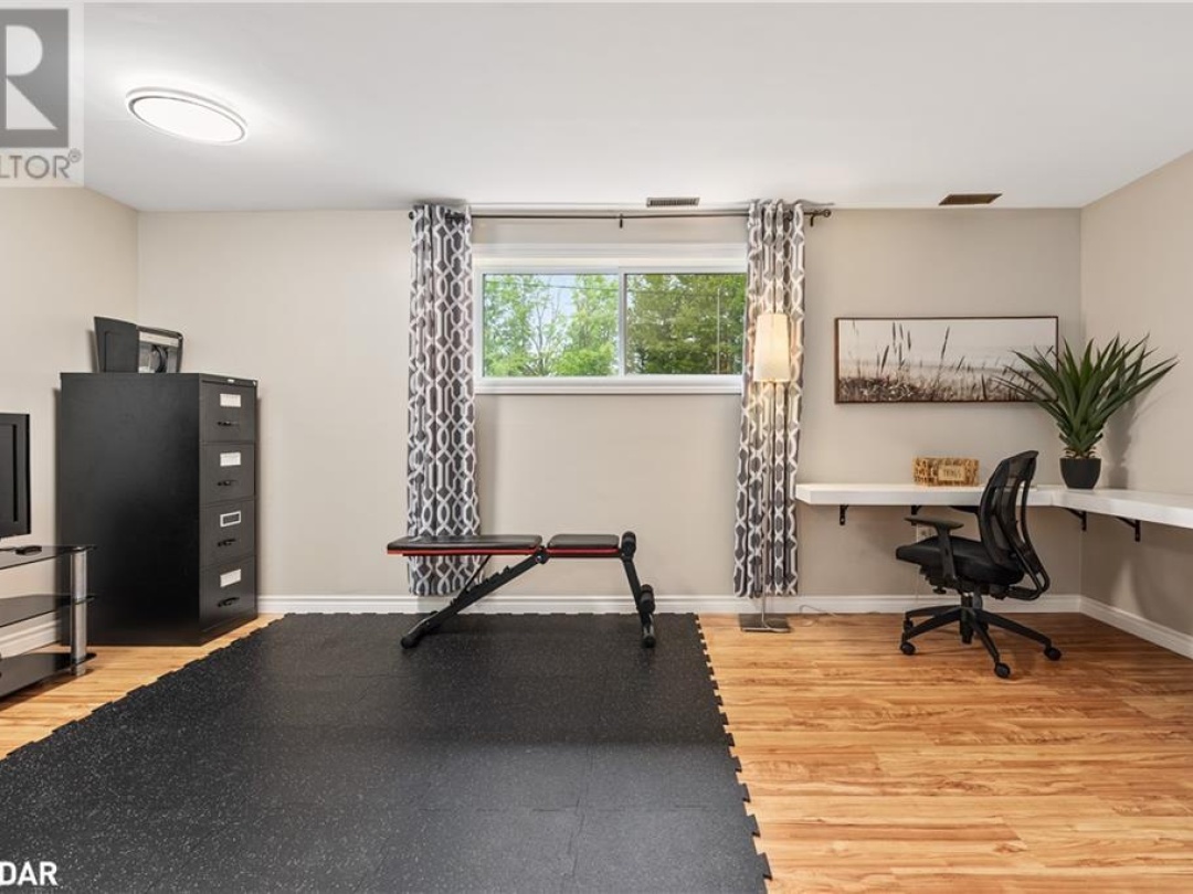 9881 12 Highway, Warminster