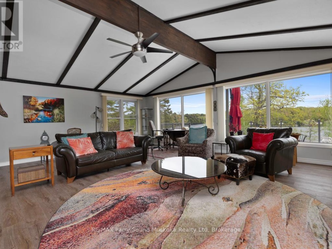 28 Lakeside Drive, Manitouwabing Lake