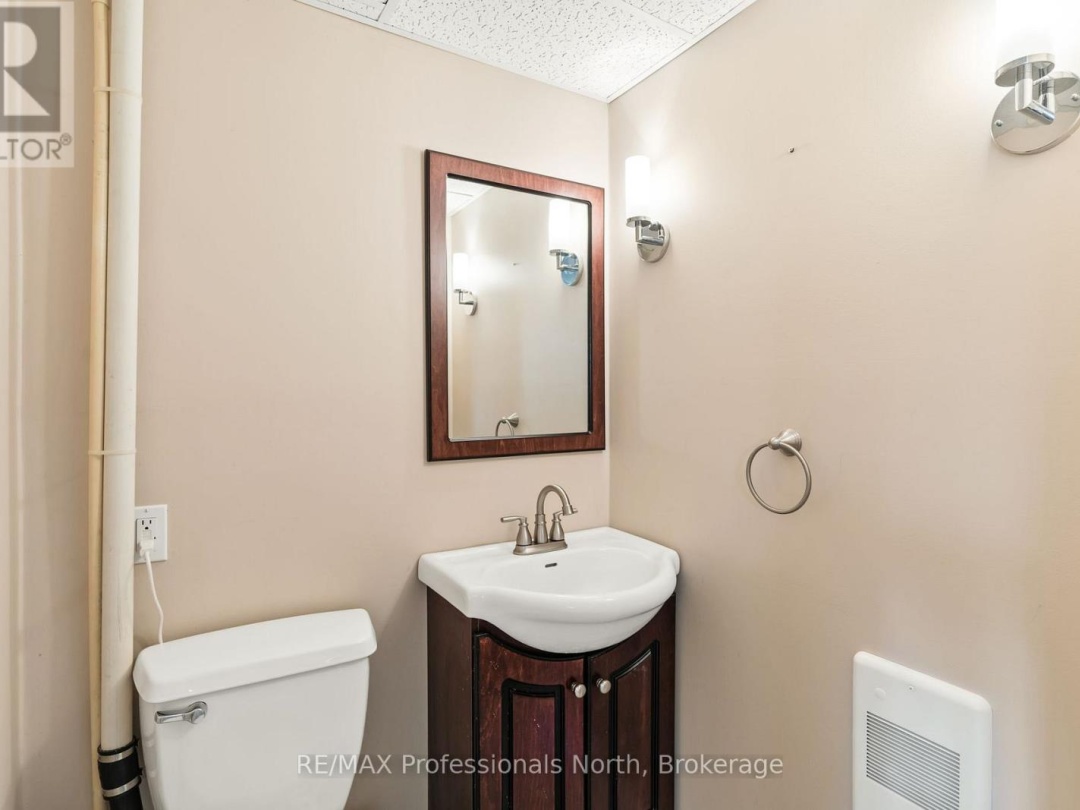 1011 Serpentine Lane, Mountain Lake