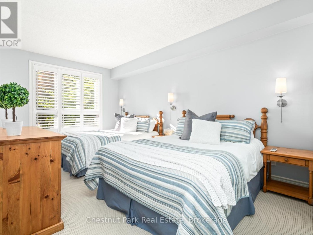 5521 GRANDVIEW SIGNATURE DRIVE, 
