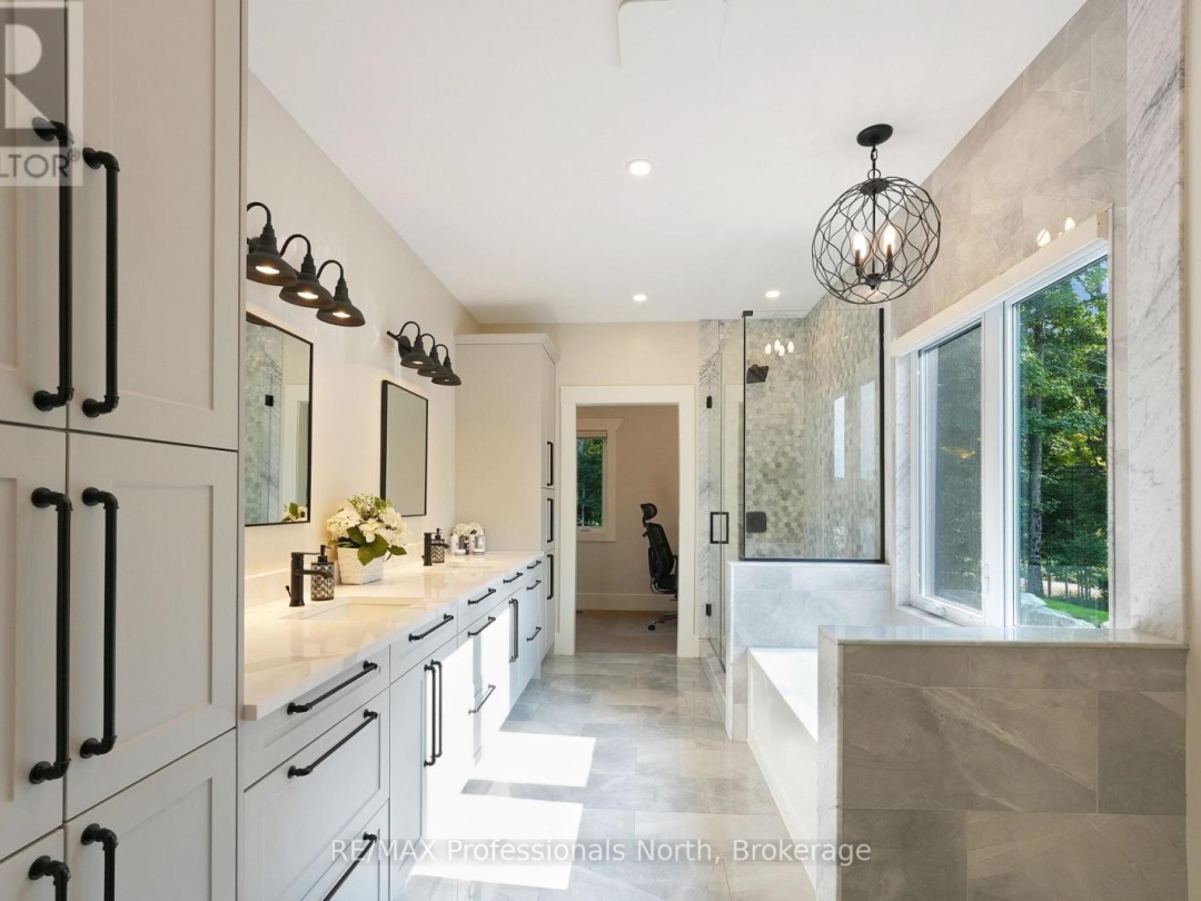 1034 Lone Wolf Crescent, Percy Lake