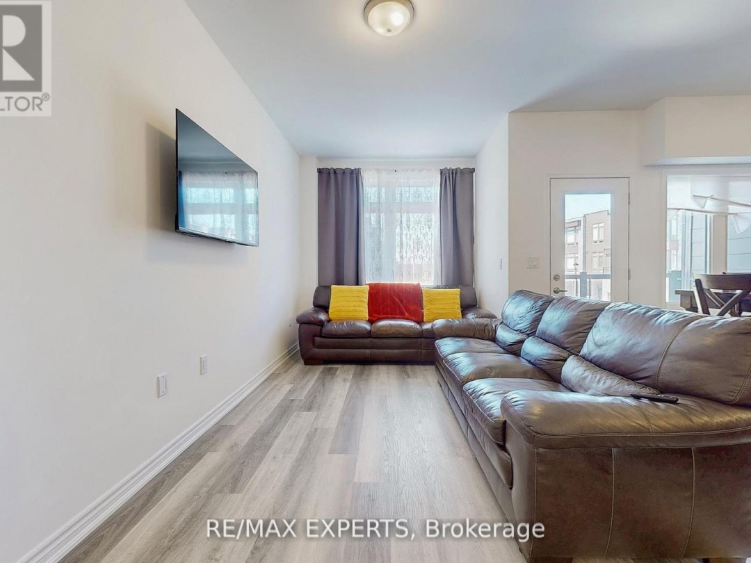 31 Wyn Wood Lane, Orillia