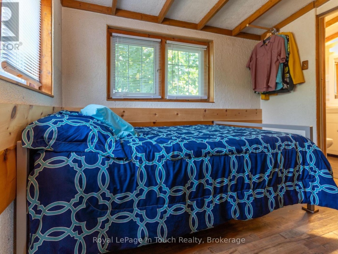2 Island 860, Georgian Bay
