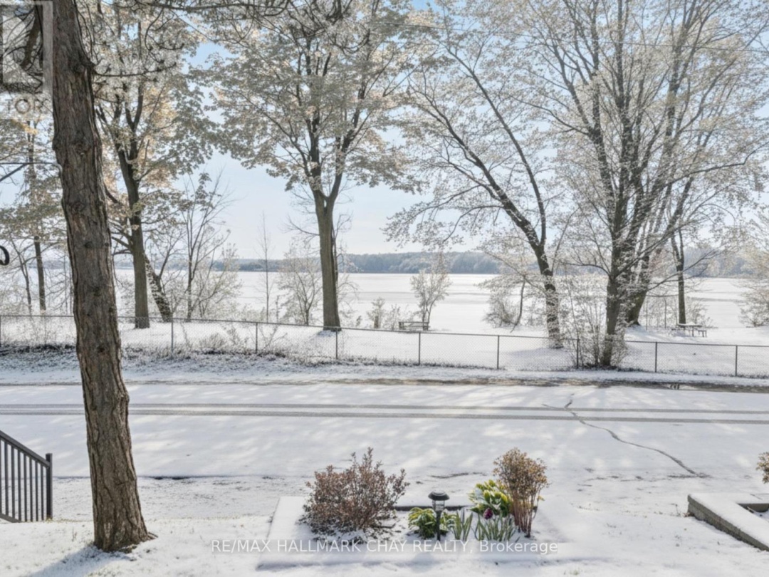 4 - 1 OLIVE CRESCENT, 