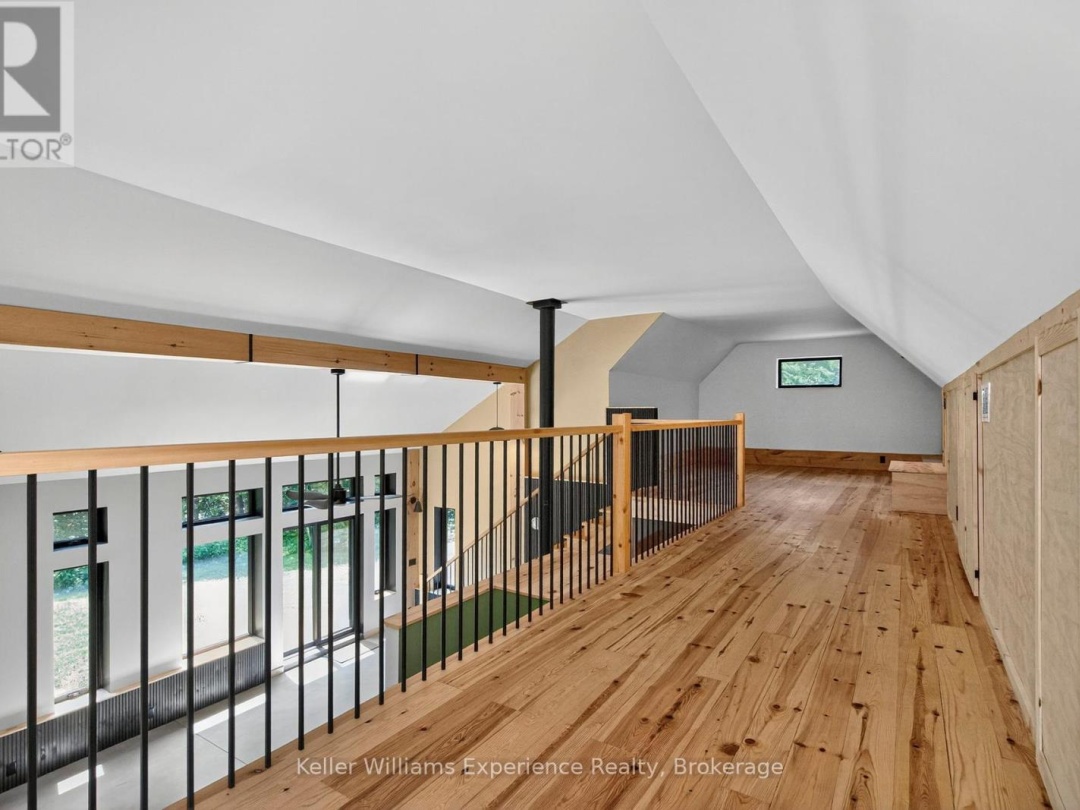 753 HONEY HARBOUR ROAD, 