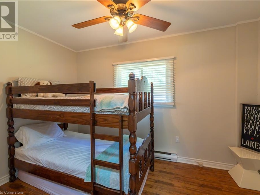 25 BAYVIEW ESTATE Road, 