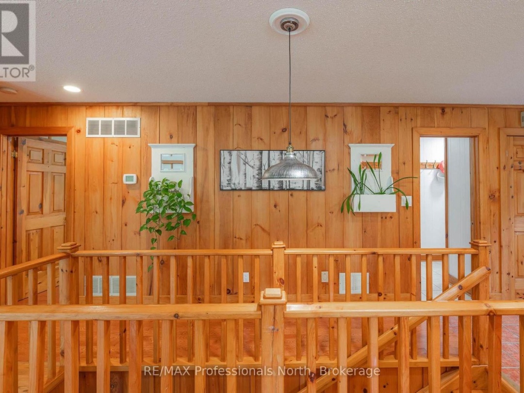 1006 TENNYSON ROAD, 