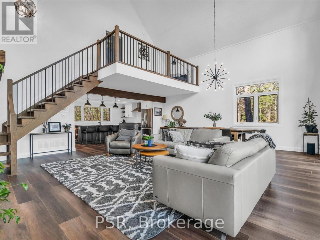 1028 Marshall Drive, Pine Lake