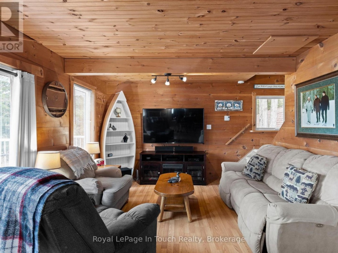 1472 Otter Point Road, Gloucester Pool