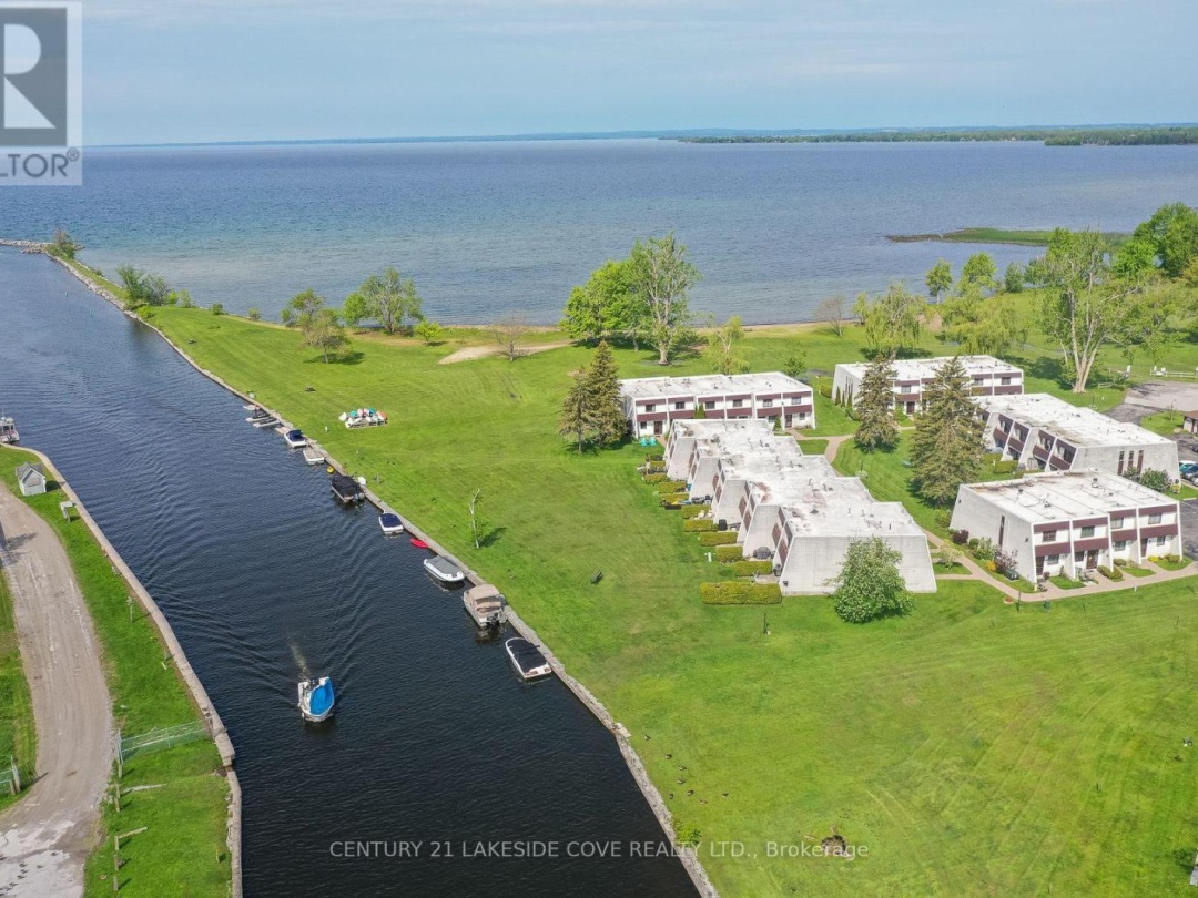 Unit 14 1 Paradise Boulevard, Lake Simcoe