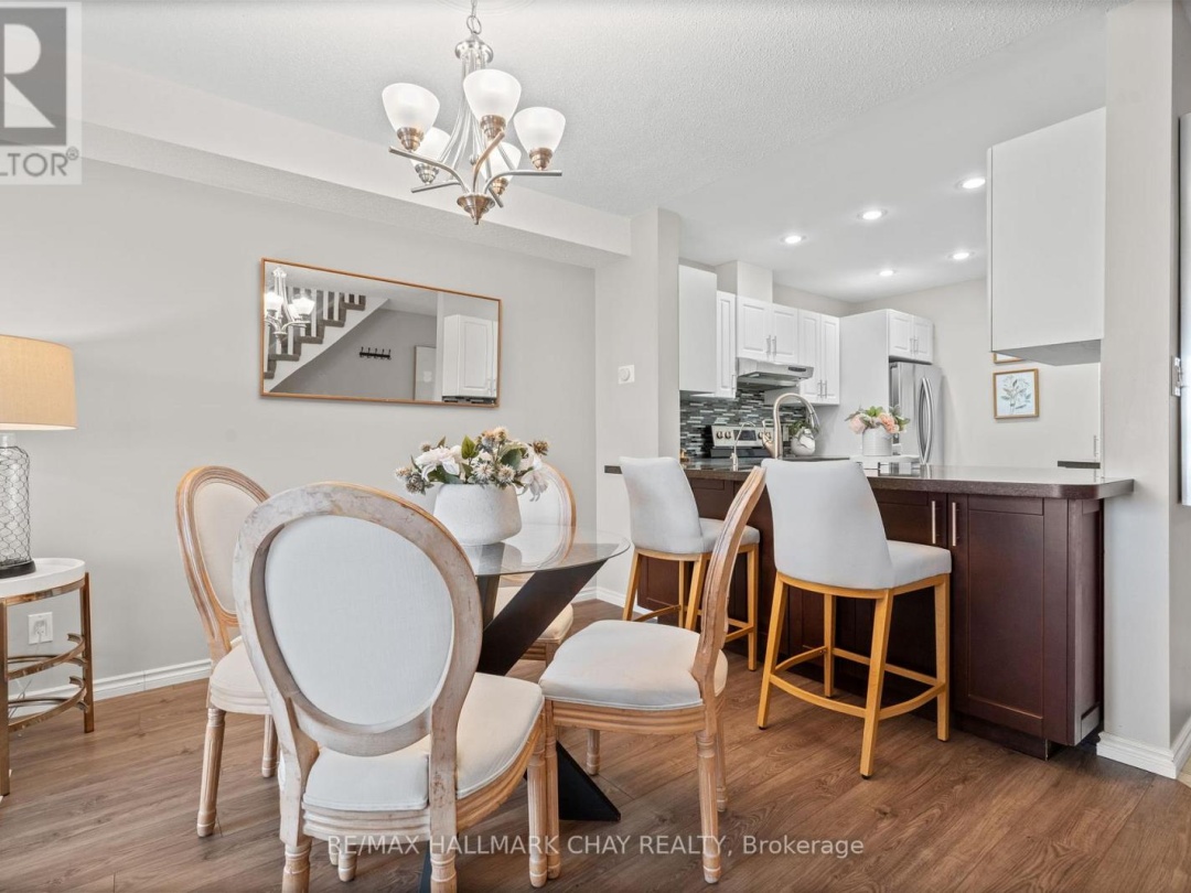 4 - 1 OLIVE CRESCENT, 