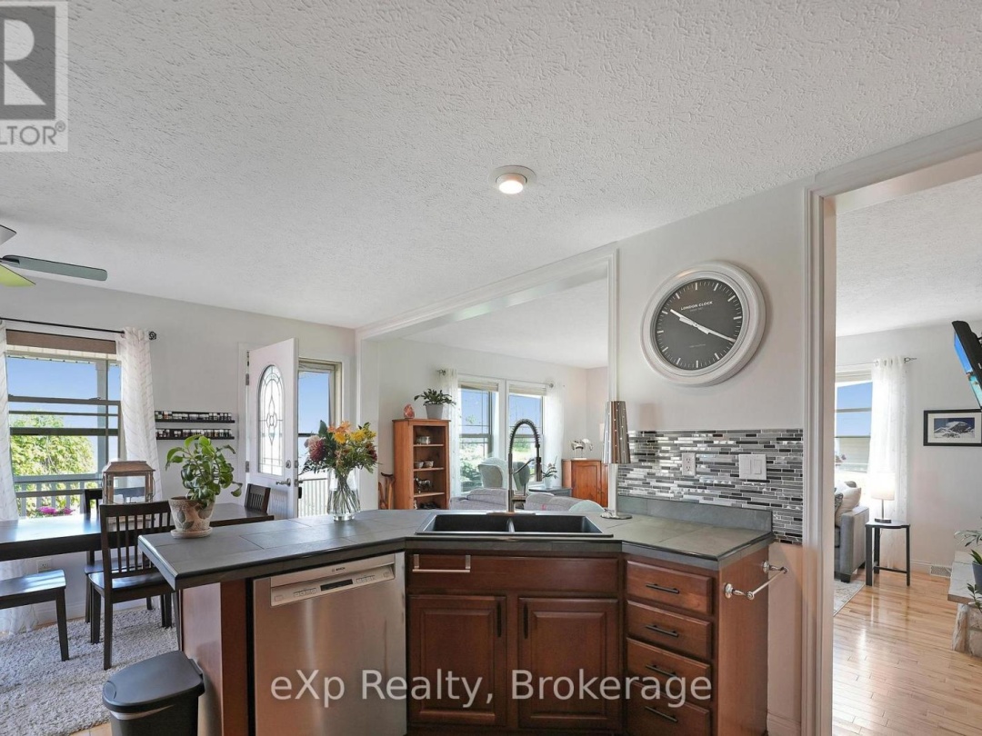 53 CREEKSIDE CIRCLE, 