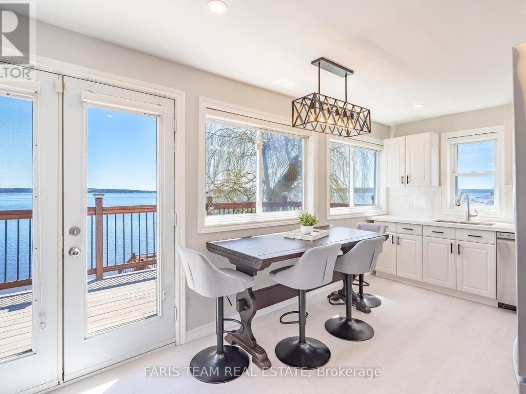 282 Robins Point Road, Georgian Bay