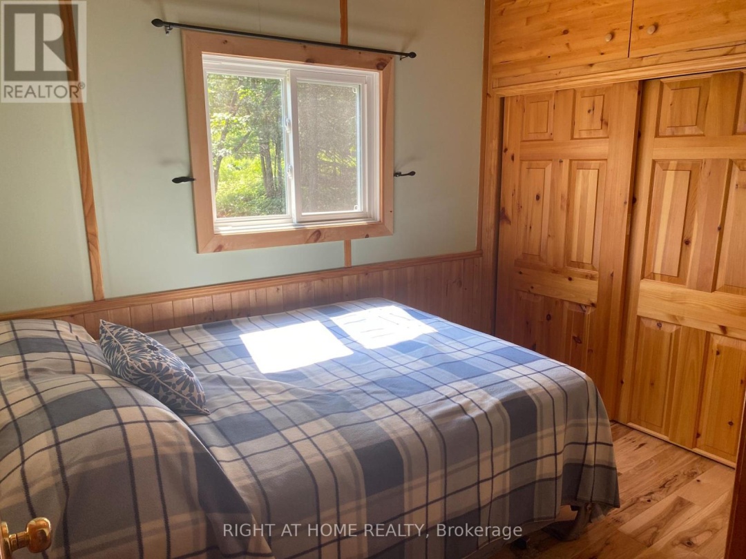 104 Lakeside Drive, Manitouwabing Lake