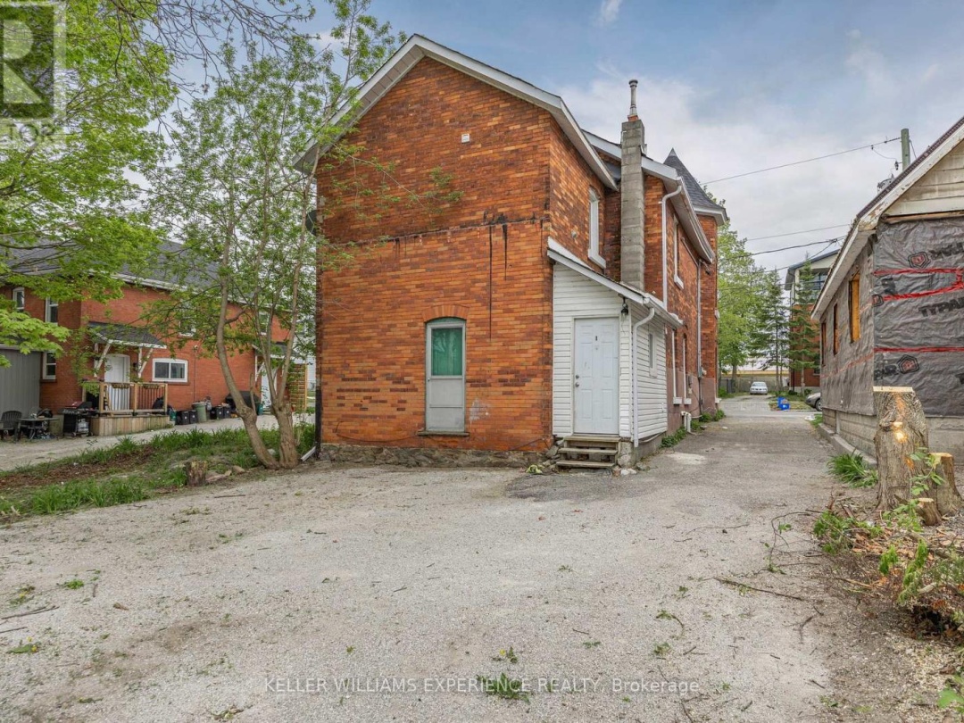 66 Matchedash Street S, Orillia