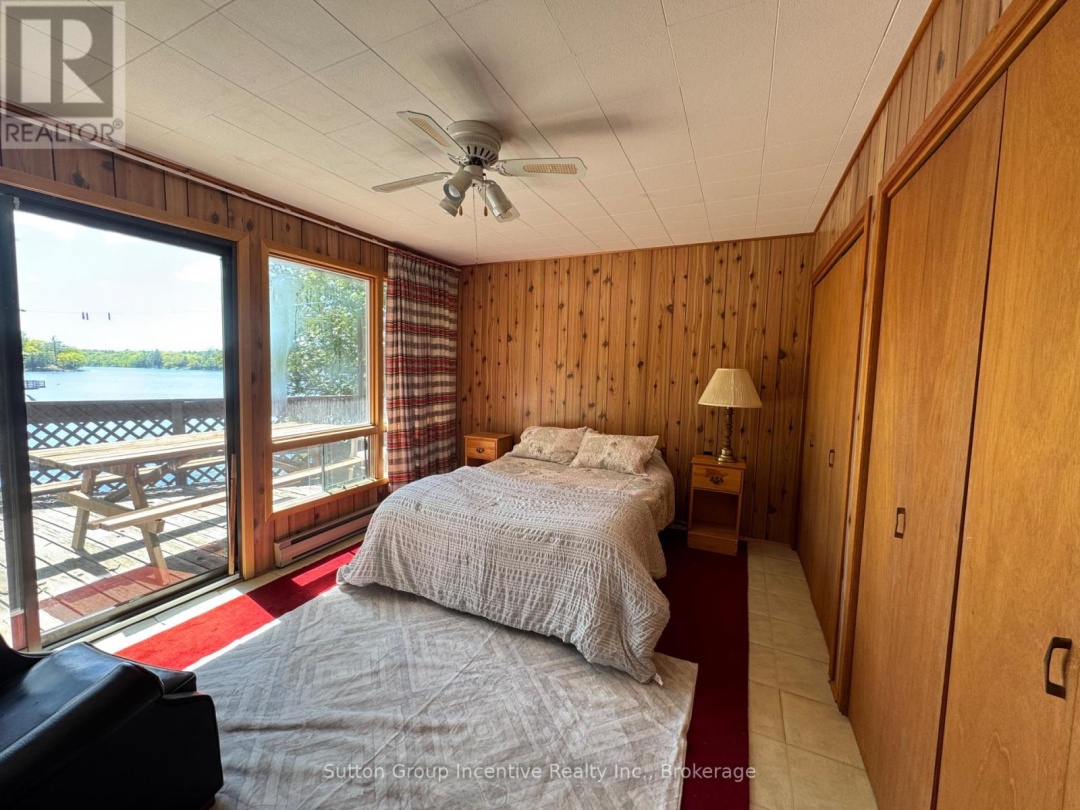 1017 Goldfinch Court, Sparrow Lake
