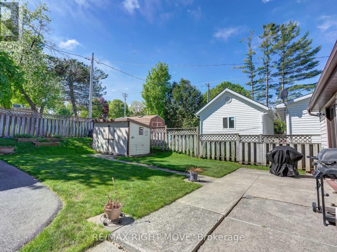 22 Albany Avenue, Orillia