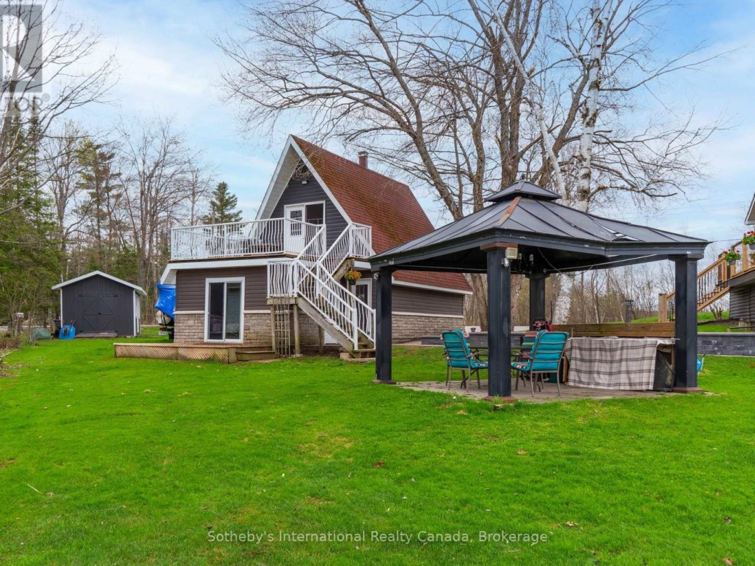 1041 Conservation Road, Doe Lake