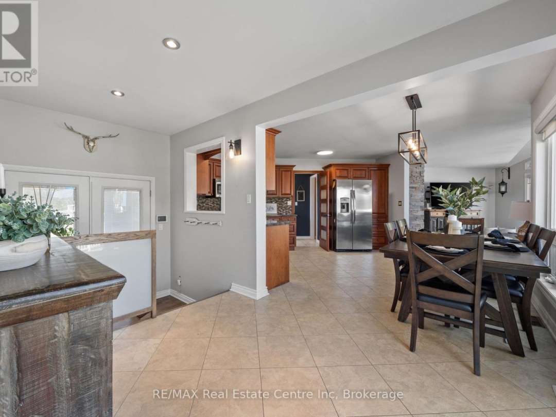 33 Totten Drive, Sturgeon Lake