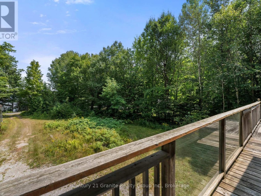 1753 NORTHSHORE ROAD, Maple Lake