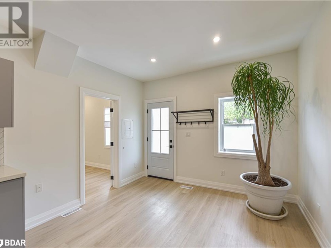 274 MISSISSAGA Street, Orillia