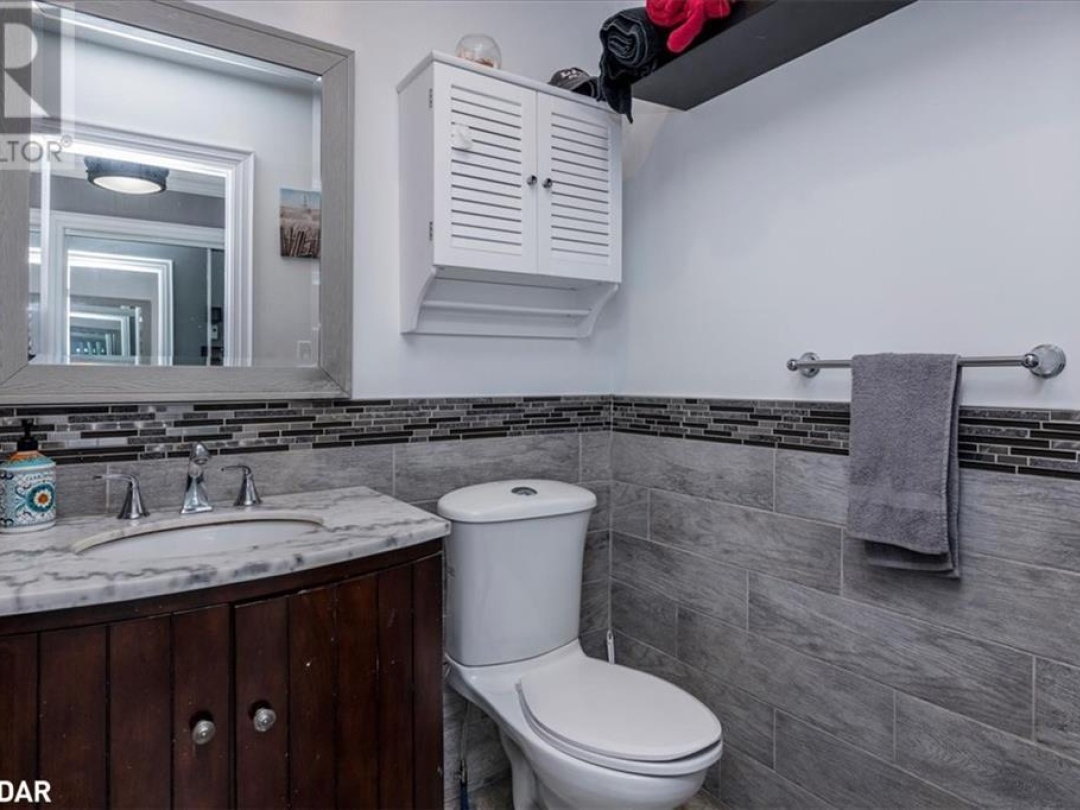 81 Laguna Parkway Parkway Unit# 12, Lake Simcoe