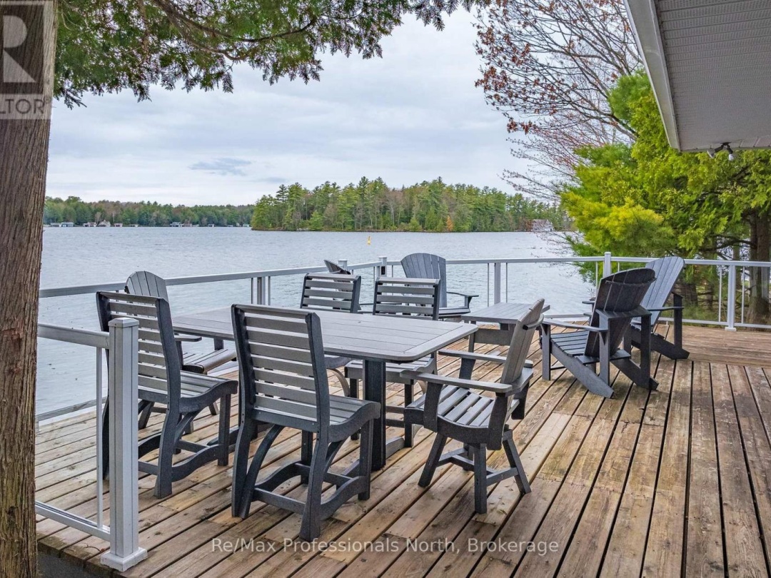 3 4 Mb Henry Island, Lake Muskoka