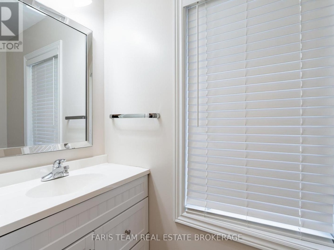 44 MARINA VILLAGE DRIVE, 