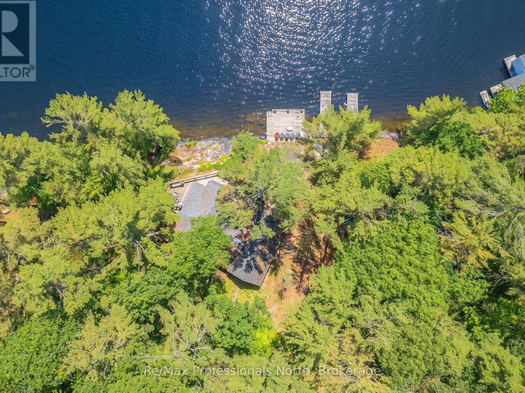 61 ISLAND 26LM ISLAND, 