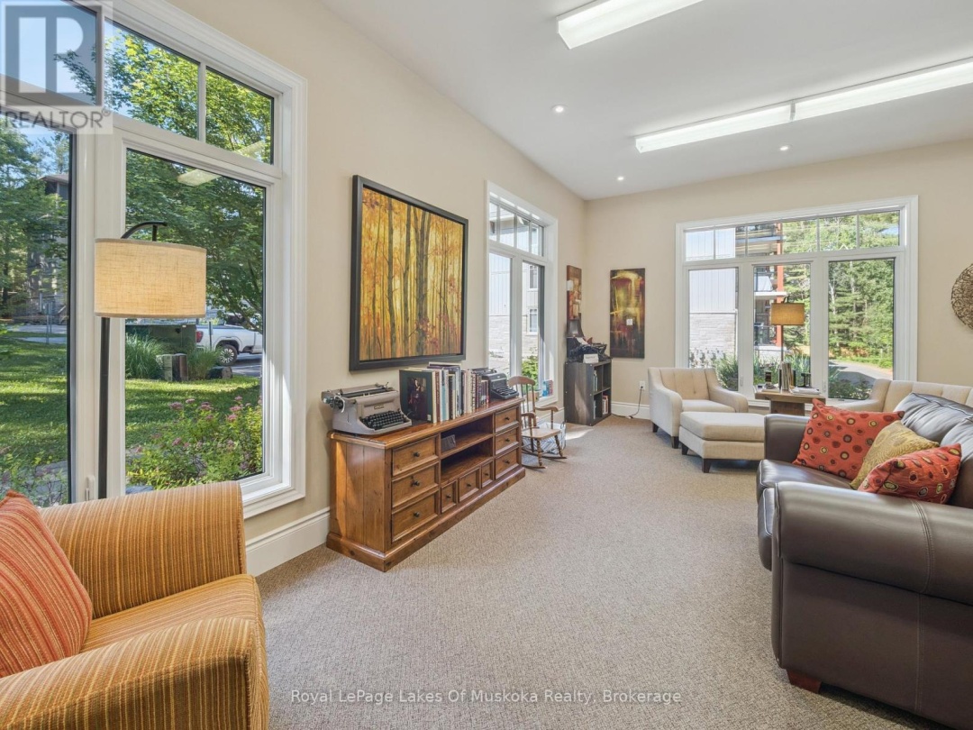 203 - 391B MANITOBA STREET, 