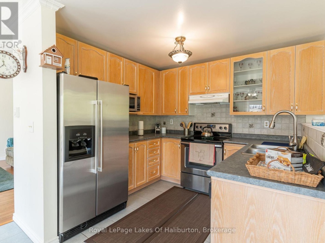 1117 Mistivale Road, Gull Lake
