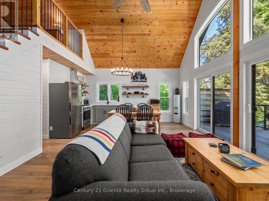 1577 Rugged Lane, Brady Lake
