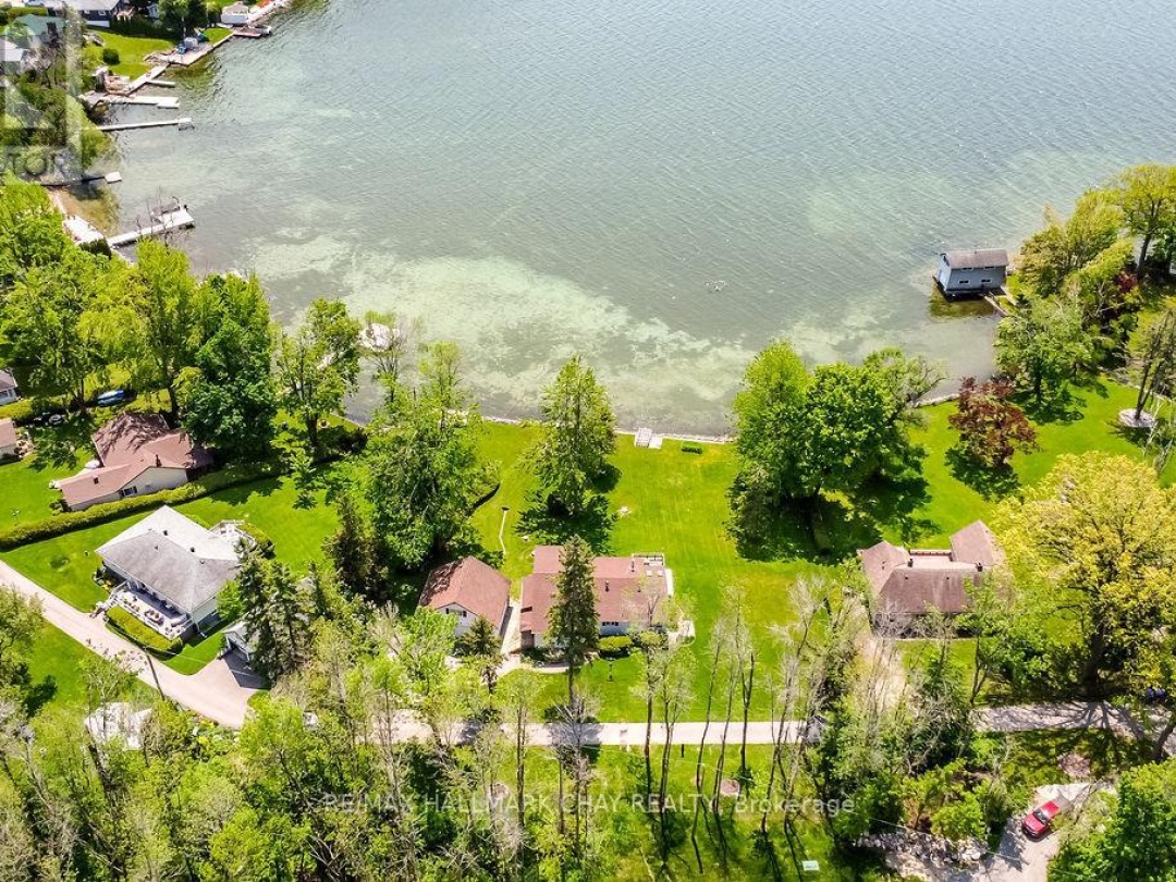 5566 Gray's Bay Road, Lake Couchiching