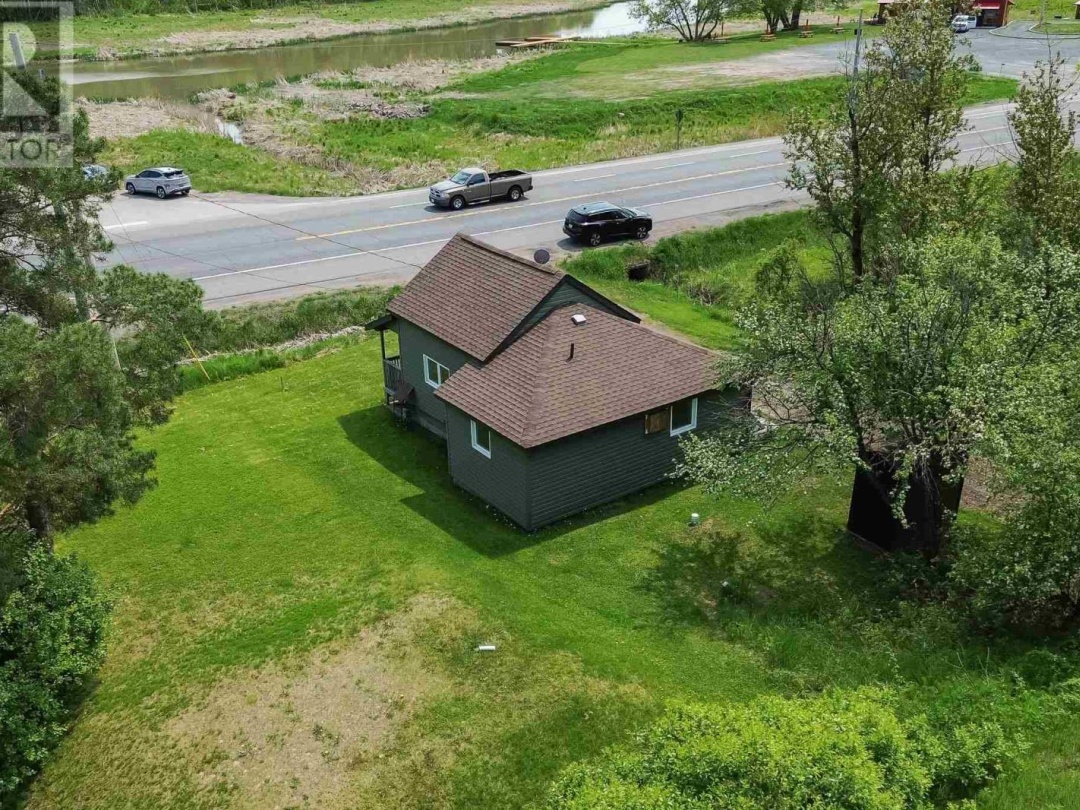 7940 Highway 17 E, Johnson Township