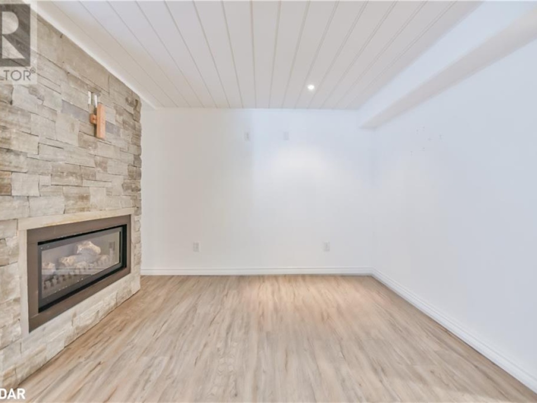 102 ATLANTIS Drive, 