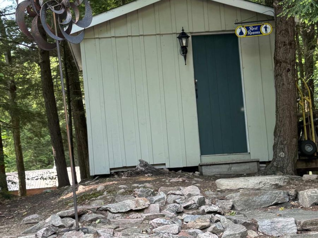 10469 LITTLE HAWK LAKE, 